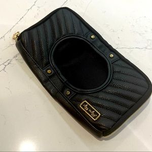 🖤ITZY RITZY Wipe Case🖤